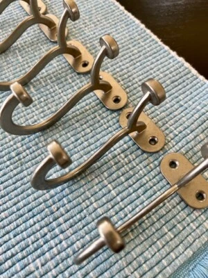 6 GANCHOS DECORATIVOS PARA ABRIGO LIBERTY CONTEMPO Foto 1 de 4