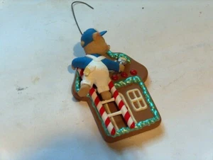 Hallmark Ornament Papa Weihnachten 1998 Lebkuchenhaus Süßigkeitenstock mit Box - Bild 1 von 4