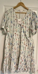 Lauren Conrad NWT Size 1X Floral Mini Wrap Dress - Picture 1 of 10