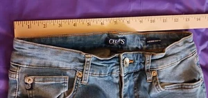 CHAPS Women's Mid-Rise Cropped Kick Jeans Size 6/28 Stretch Light-Med Wash Blue - Picture 1 of 4