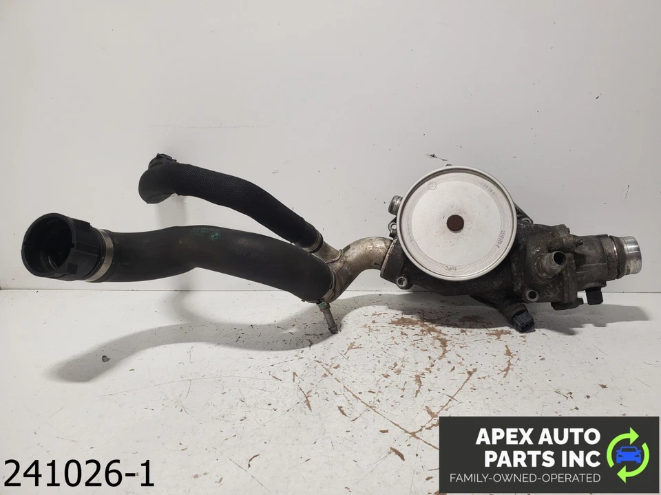 OEM 2007-2013 BMW X5 4.4L Thermostat Housing Coollant Water Pump — 第 1/4 张图片