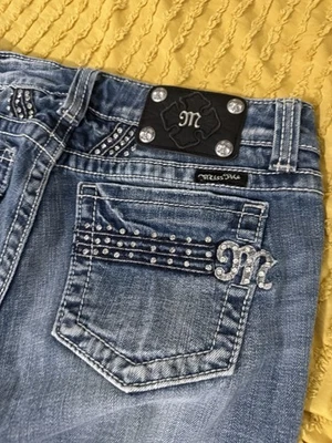 Pantalones de mezclilla para mujer Miss Me JPS344B bota acampanada talla 29x32 Foto 1 de 4