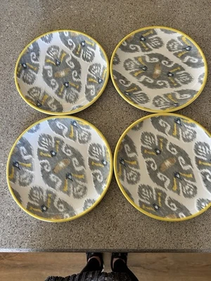 Juego de 4 platos de postre ensalada williams sonoma melamina ikat amarillo/gris 8 1/2" Foto 1 de 2