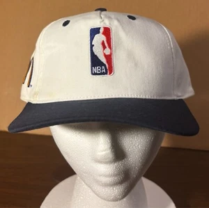 De Colección McDonald's Logo NBA Blanco Lona Estilo Sombrero (años 90) Correa Ajustable Usado en Excelente Condición - Imagen 1 de 10