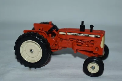 Ertl 1:43 Allis-Chalmers D-19 Tractor 1989 National Farm Toy Show - Image 1 of 4