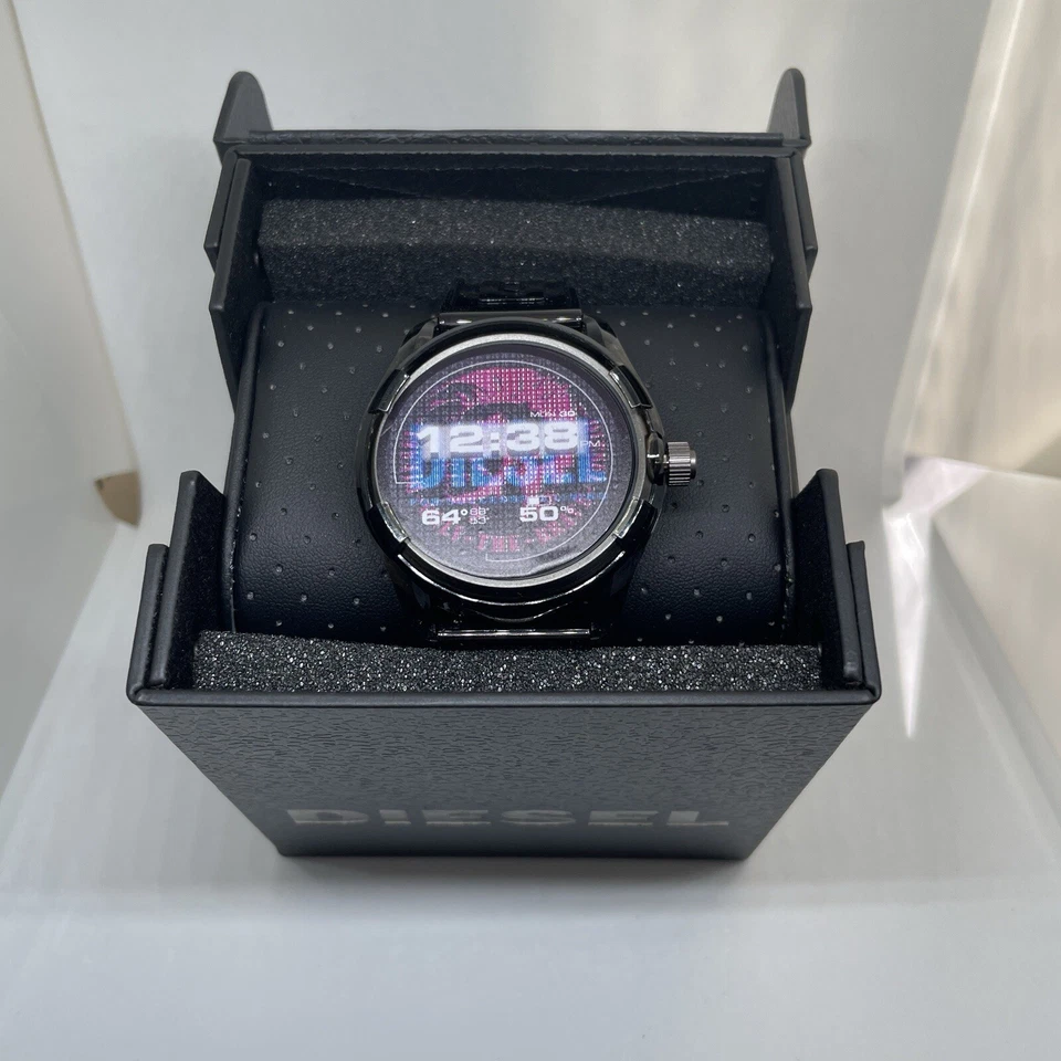 DIESEL ON FADELIGHT 44MM SMART WATCH With tag Case Black - Image 1 of 4