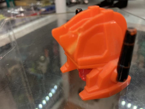 Vintage G1 Transformers Combiner Razorclaw’s Head For Predaking Cover