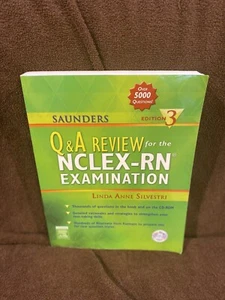 Pre Owned Saunders Q & A Review NCLEX-RN Examination Paperback Book Edition 3 - Imagen 1 de 3