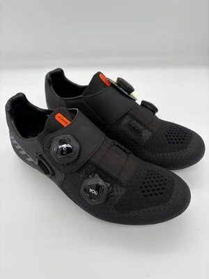 Zapatos de Ciclismo de Carretera DMT SH1 SPD-SL Talla 37 EU NUEVOS Sin Usar Caja Pegamento Defecto Foto 1 de 4