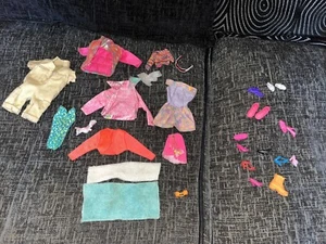 Vintage Barbie Clothes And Shoes 4 Pairs Shoes Dress Jacket Etc - Picture 1 of 8