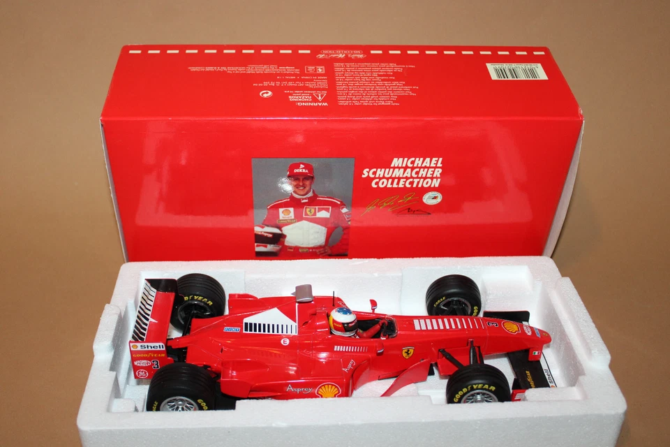 Minichamps  51098180 Modellauto 1:18 Ferrari F 300  M. Schumacher  mit OVP  1998 - Bild 1 von 4