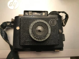 IDAM 'FRANCE' BELCO FILM CAMERA W/ BILUX 4.5CM LENS - Picture 1 of 3