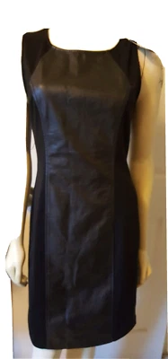 Nuevo con etiquetas Vestido ECI NEW YORK Negro Cuero Vegano Mini Elástico Tejido Sin Mangas Talla:6 $89 Foto 1 de 2