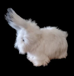 Juguete de peluche Pottery Barn Kids de felpa blanca realista conejo de pie - Imagen 1 de 4