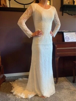 Nuevo vestido de novia modesto mon Cheri. Talla 6, encaje lentejuelas con cuello redondo Foto 1 de 4