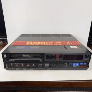 Sony Betamax SL-HF500 Video Hifi Cassette Recorder::Powers On::Untested - Picture 1 of 9
