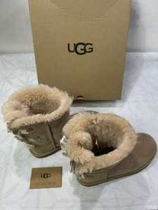 UGG K Bailey Embroidered Size 3 Boots - Picture 1 of 5