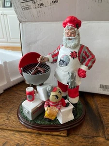 Danbury Mint The Ohio State University Buckeyes Tailgating Santa Figurine Brutus - Picture 1 of 3