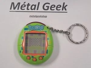Tamagotchi Connection 2004 Green Orange Used Tested Free Shipping in Canada !! - Foto 1 di 7