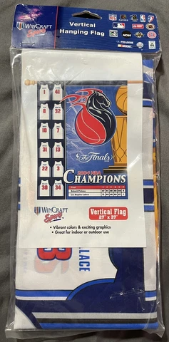 2004 Detroit Pistons 27" x 37" Vertical Hanging Wall Flag. Logo.  NBA New Cover
