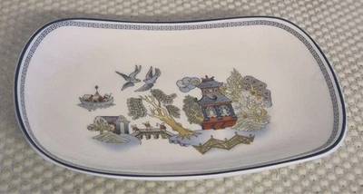 Vintage Wedgwood 'Chinese Legend' Bone China Trinket Dish - 3x9x14cm - Image 1 of 4