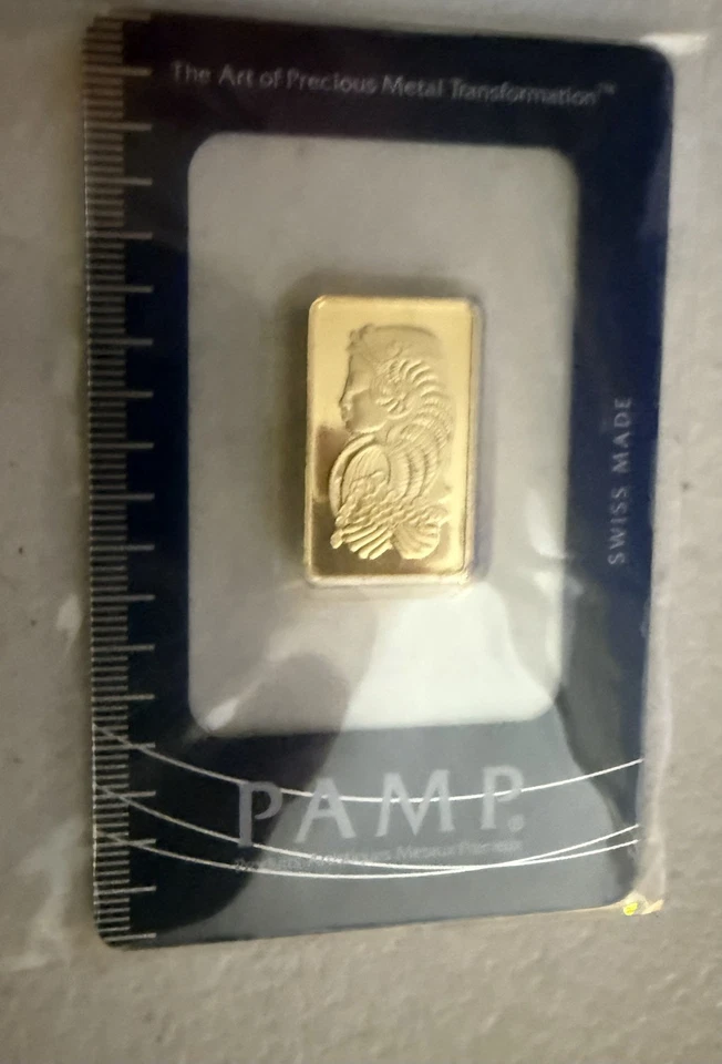 10 Gram PAMP Suisse Lady Fortuna 999,9 Fine Gold Bar Sealed in Assay Card - Image 1 of 4