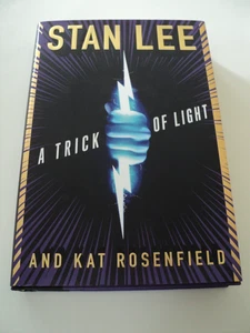 2019 Stan Lee-A Trick of Light-Hardcover Book - Bild 1 von 3
