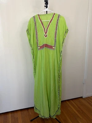 Vestido Caftán Bordado Verde Lima Vintage - Boho Maxi Caftán Talla 15 Foto 1 de 4