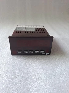 RED LION PAX I ANALOG INPUT PANEL METER - Picture 1 of 6