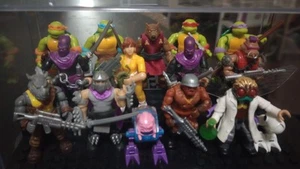 Mega Bloks TMNT All Figurines with Case - Picture 1 of 6