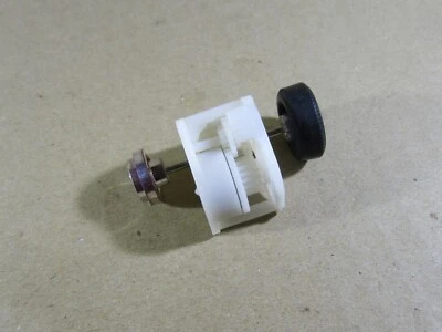 513V Teil Ersatz- Motor Links Friction Aus Goodbye Räder + Axe Spielzeug Plastik - Bild 1 von 4