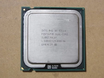 Intel Pentium Dual-Core E2160 SLA8Z 1.80 GHz/1m/800/06 Allendale LGA775 2 Cores - Image 1 of 4