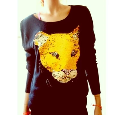 Suéter Pantera Lentejuelas Etiqueta Blanca Wildfox Negro, Talla S, Informal. Foto 1 de 4