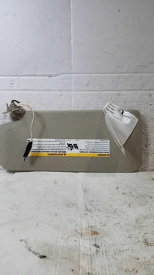 2015 Cadillac SRX Sun Visor White Right Side Used OEM 144825 111K Miles Foto 1 de 4