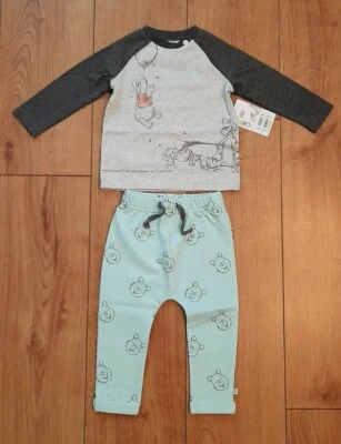 New Disney Store Unisex Baby Winnie The Pooh 2 Piece Outfit Age 18/24 Months - Image 1 of 4