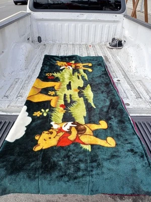 winnie pooh sleeping bag - Image 1 of 4