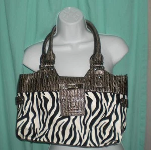 ZEBRA STRIPED FULLY LINED LADIES ZIP CLOSURE PURSE 10"X15"X5 BEAUTIFUL PRE-OWNED - Bild 1 von 1