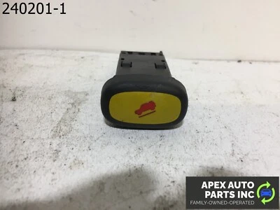 OEM 2002 Land Rover Freelander Console Downhill Hill Descent Switch YUG000740PUY - Image 1 of 4