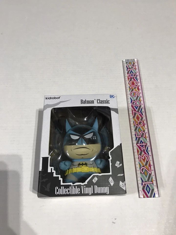 DC Dunny Batman Classic Vinyl Figure Kidrobot 5"