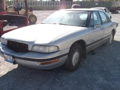 Used Front Right Drive Axle Shaft fits: 1998 Buick Lesabre Front Axle w/o superc - Image 1 of 4