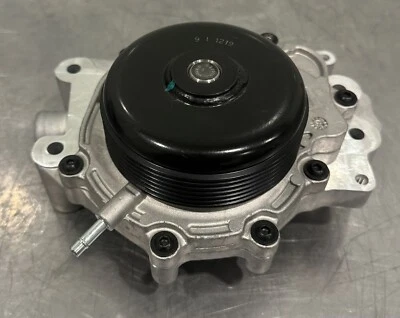 Graf PA1219 Water Pump NEW IN BOX! FREE SHIPPING! - Image 1 of 4