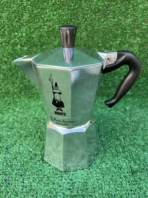 Bialetti Moka Express S23, Cafetera Espresso 6 Tazas, Hecha en Italia, ¡NUNCA USADA! Foto 1 de 4