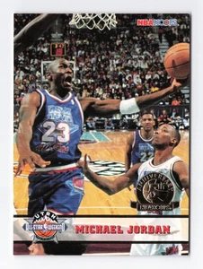 1993-94 NBA Hoops Skybox Basketball Michael Jordan #257 Gold 5th Anniversary HOF - Picture 1 of 2