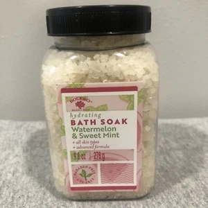 Bolero Of Beverly Hills Hydrating Bath Soak Watermelon And Sweet Mint 9.8 Oz NEW - Picture 1 of 6