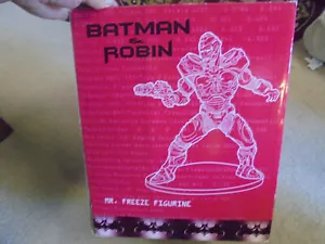 Vintage 1997 Warner Brothers Batman & Robin Mr. Freeze Figurine - Picture 1 of 3