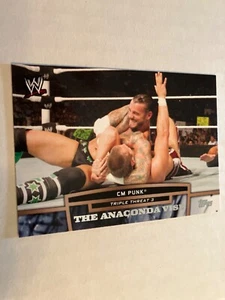 Cm Punk 2013 Topps Triple Threats 3 Einsatz WWE Wrestling Card geboren in Chicago - Bild 1 von 2