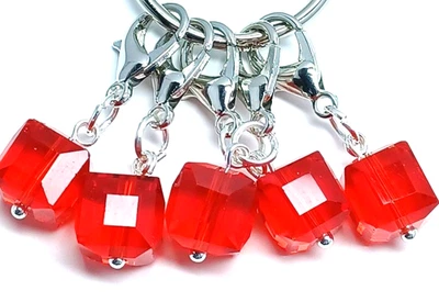 Marcadores de puntada fina MikieLou cubos rojos cristal austriaco ganchillo para tejer Foto 1 de 2