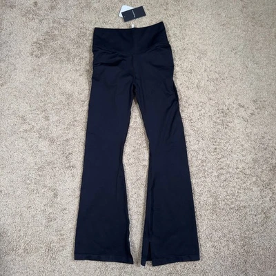 Pantalones acampanados Fabletics medianos negros sin costuras cintura alta Foto 1 de 4