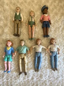 Lot Of 7 Vintage Playskool Loving Family Dollhouse  Grandpa Police Woman Dad Mom - Picture 1 of 8