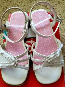 Carters Toddler Girls White Sandals Size 10. New In Box. - Picture 1 of 5